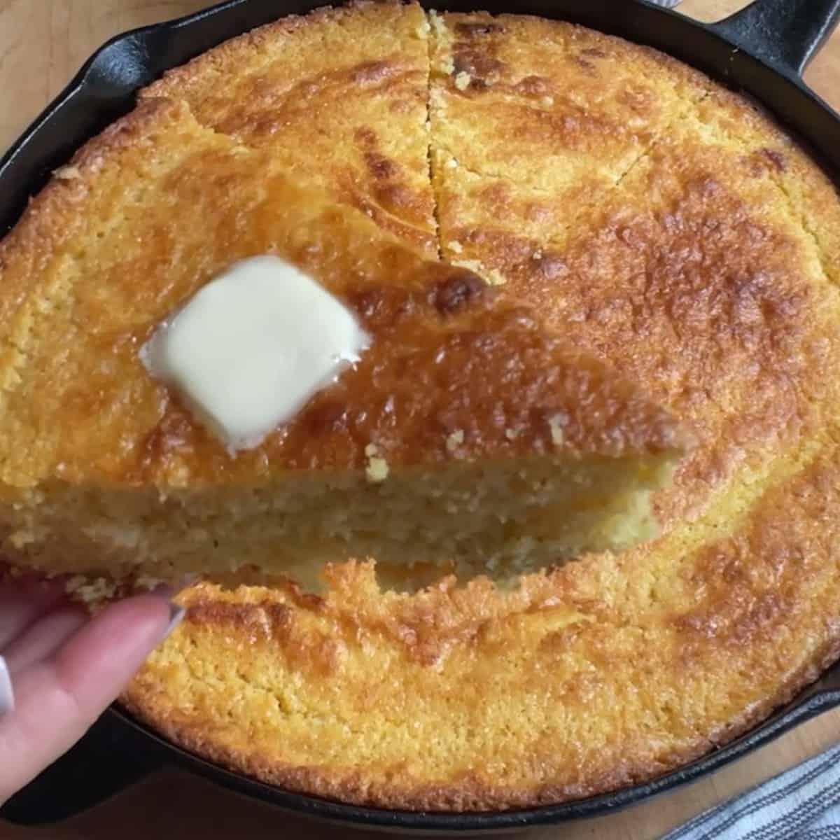 Old Fashioned Skillet Cornbread Recipe-image