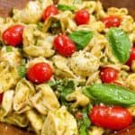 quick and easy pesto tortellini salad feature image close up.