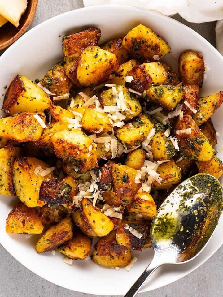 authentic-greek-hummus-recipe-with-lemon-garlic-and-pine-nuts